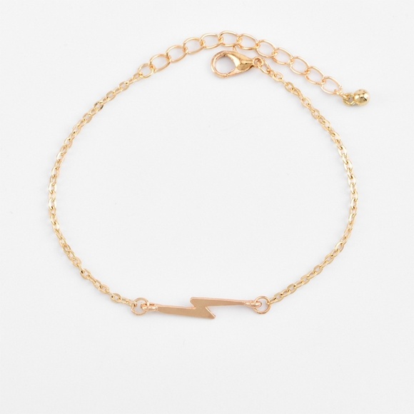 **FERNANDA* 5-Pc Gold Lightning Bolt Bracelet Set - Picture 7 of 10